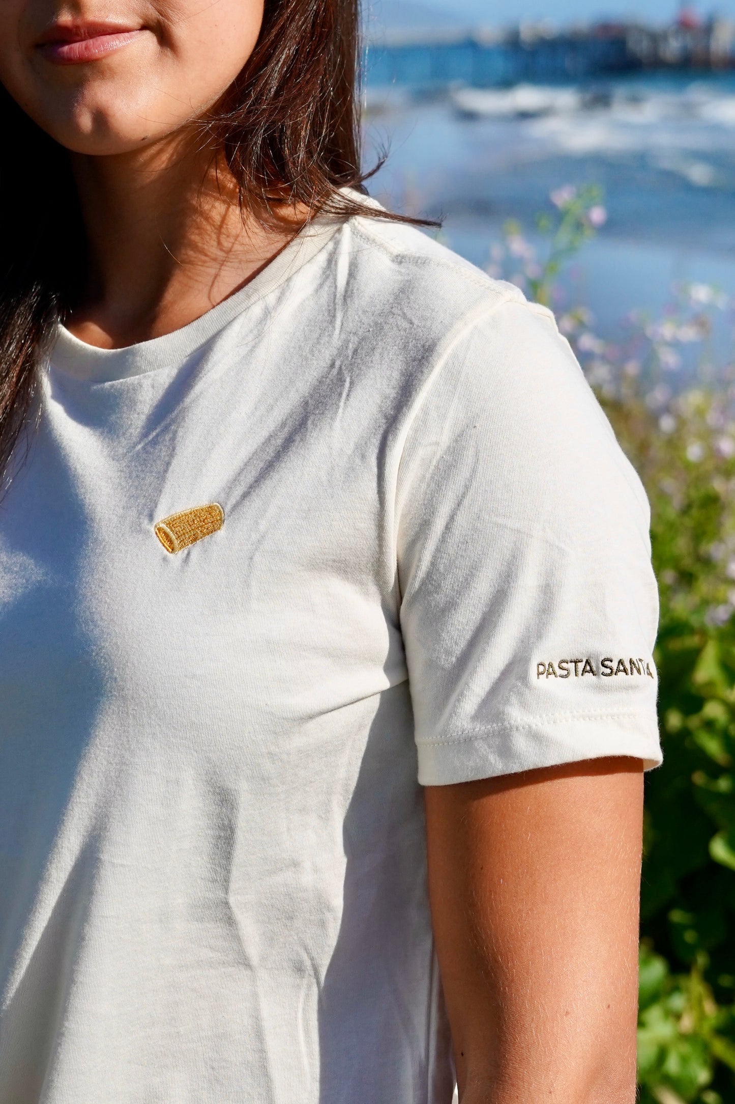 Pasta Santina model wearing Shorite T-shirt close up